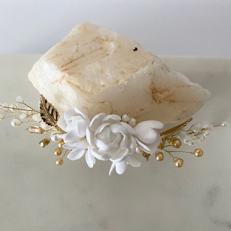 Bridal hair comb with porcelain flowers in white and gold. Hair accessories with pearls and small flowers made of modeling clay. Handmade clay flowers image 5