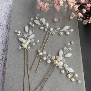 Bridal hairpins with pearls in cream white or pink Universal bridal jewelry hair accessories Handmade wedding accessories image 2