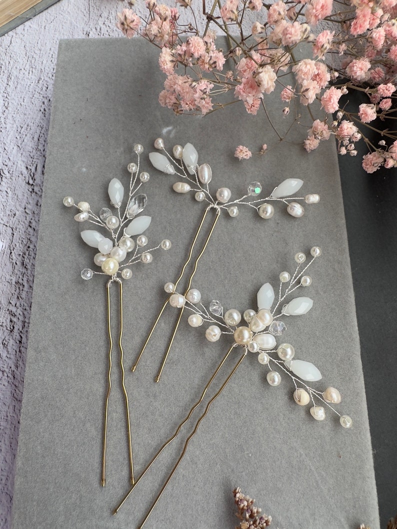 Bridal hairpins with pearls in cream white or pink Universal bridal jewelry hair accessories Handmade wedding accessories image 2