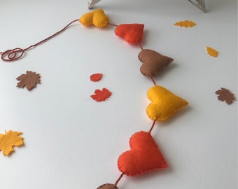 Halloween heart hanger, autumnal wall hanger, handmade felt heart hanger, Fall wall decor,