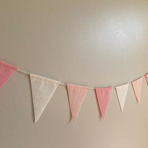 Pink & natural felt bunting, pink nursery bunting, pastel baby decor, girls bedroom bunting, pink pastel party bunting, summer party bunting