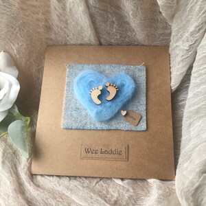 Tarjeta de bebé escocesa, tarjeta de lana para niña o niño, tarjeta de tweed para bebé recién nacido, tarjeta de bebé muy linda hecha a mano, tarjeta de bebé linda personalizada en blanco