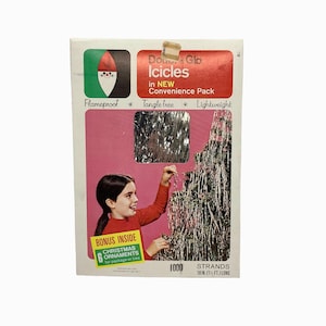 Vintage Double Glo Flame Proof ICICLES~Tinsel Icicles for Xmas Trees~BONUS 6 Christmas ORNAMENTS~1000 Strands~Holiday Decor