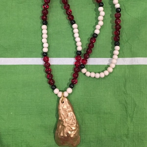 Gameday oyster shell necklace handmade  Alabama inspired, Georgia inspired, Waccamaw, red white black  beads FREE SHIPPING!