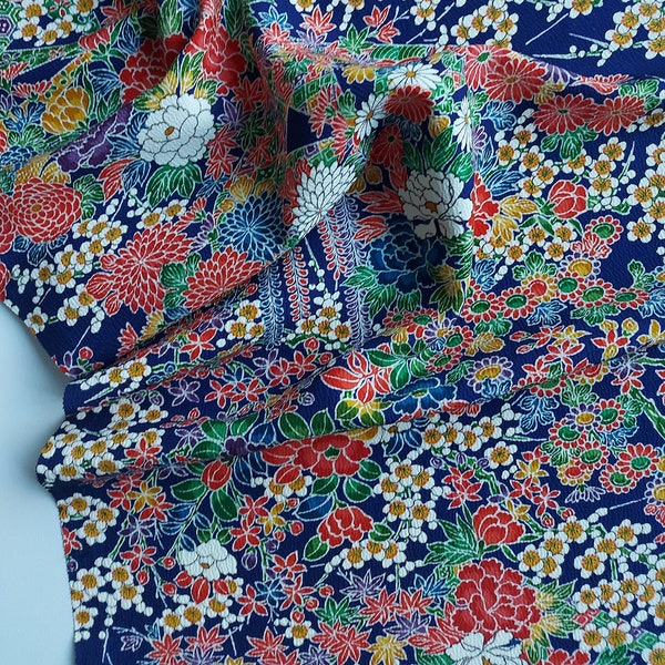 RÉSERVÉ À SERENA - Tissu japonais pour kimono - Upcycle - Soie - Roues fleuries - Jardin - Couleur : Bleu foncé multi