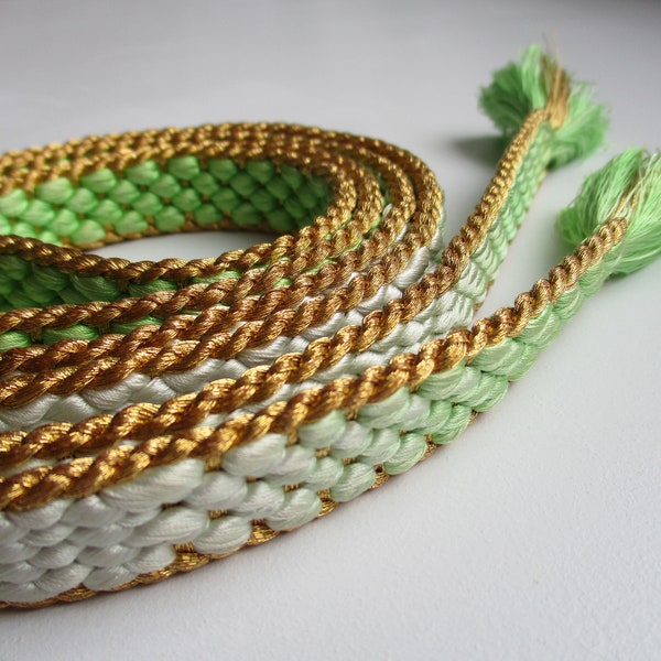 Japanese Obijime - Belt - Accessories - Flat - Green, white and Gold - Size 159 x 1.7 cm - Used.