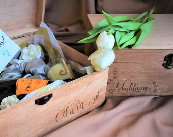 Personalised Etched Bridesmaid Gift Box - Wooden Box - Bridesmaid or Maid of Honour Keepsake Gift - Etched Wood - Proposal or Thank You