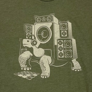 Music Tortoise Shirt, Funny Gifts for Musician & Turtle Lover, Unique Gift for Him, Funny T-Shirt and Gift for Producer