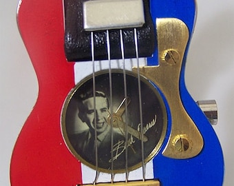 NWOT Buck Owens guitar watch Buck Owens Guitar Watch Novelty Collectible Wristwatch 1997  main image 3