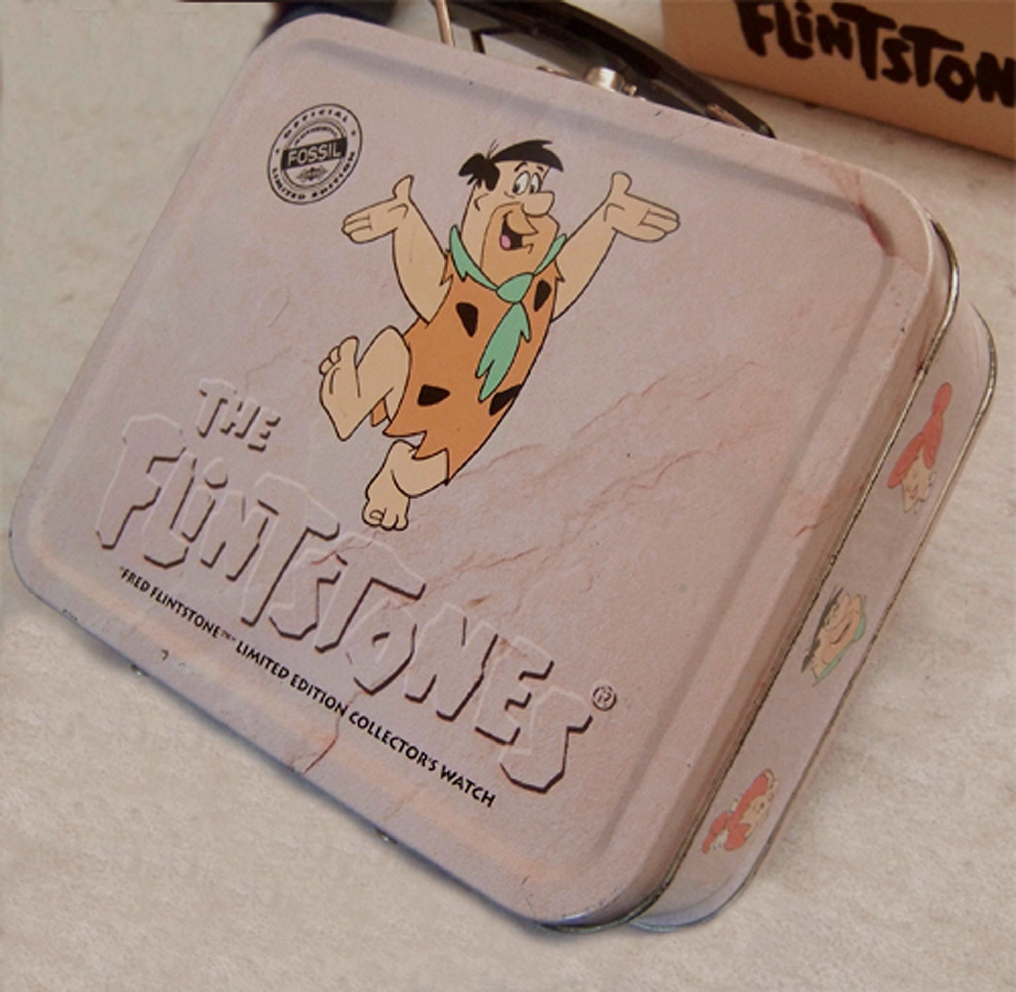 Fossil The Flintstones Fred and Dino limited edition watch Hanna Barbera w/ tin Vintage Fred Flintstone Fossil Watch Mens With Carrying Case  main image 2