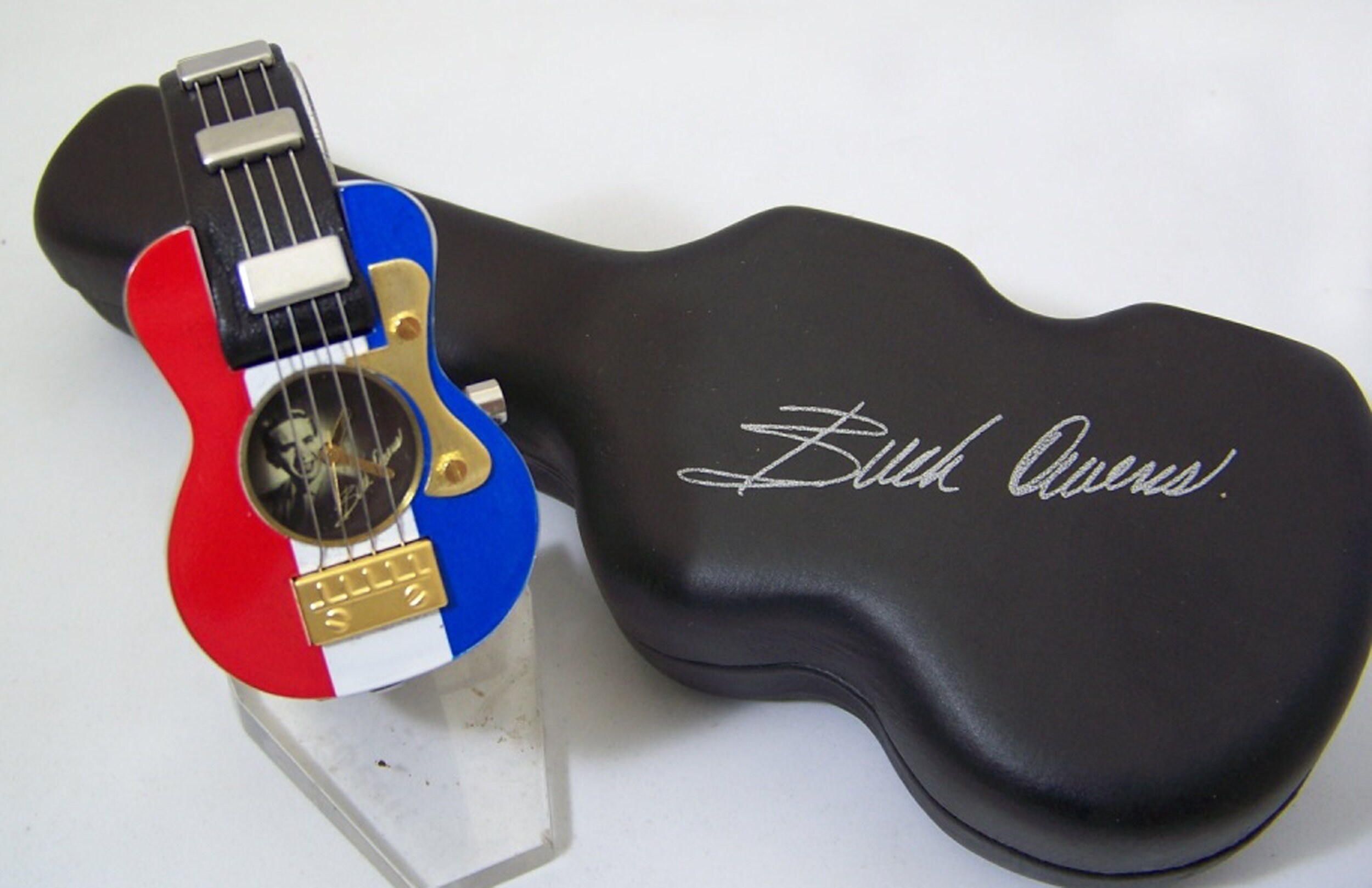 Buck Owens Guitar Watch Novelty Collectible Wristwatch 1997  display picture 3