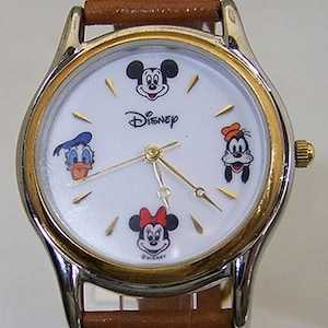 Fossil Mickey Mouse And Friends Watch Minnie Goofy Donald Wristwatch