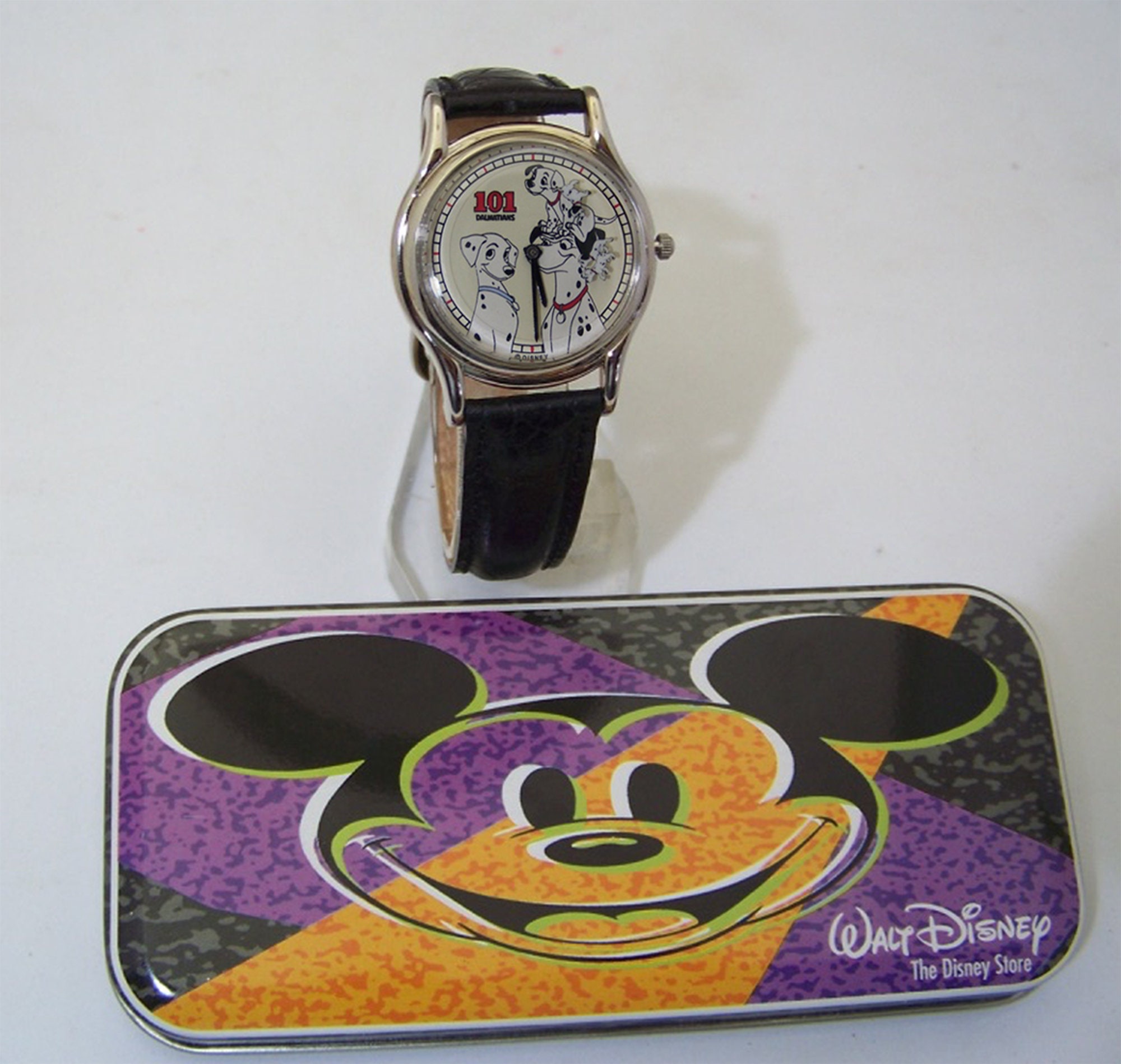 NWT Retro 102 Dalmatians Watch 90s TIMEX x 101 DALMATIANS VINTAGE QUARTZ WATCH | Artizen Store main image 2