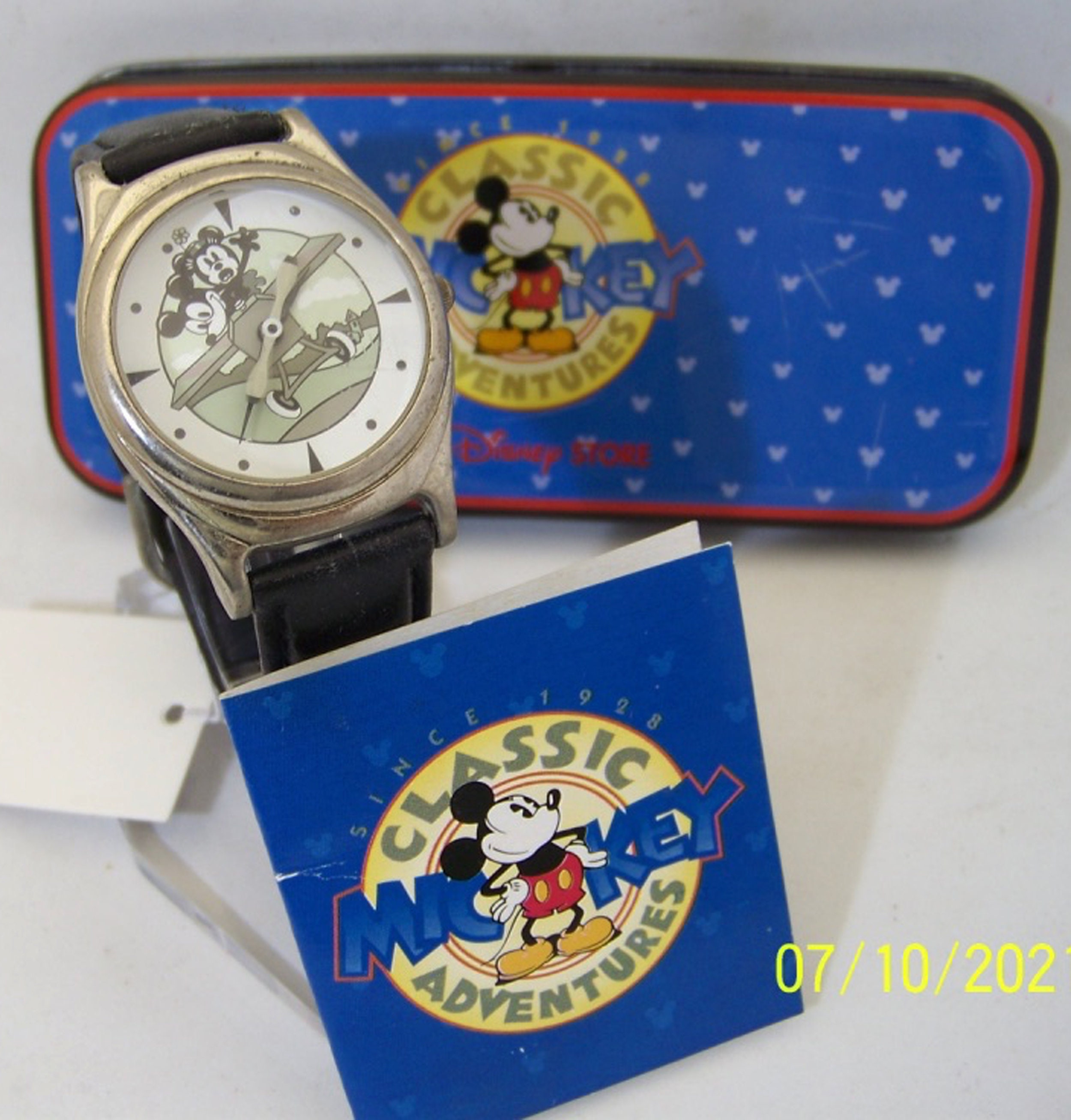 ミッキーマウス 88th Ann Plane Crazy 時計 Disneyミッキーマウス88周年アニバーサリーウォッチ「Plane
