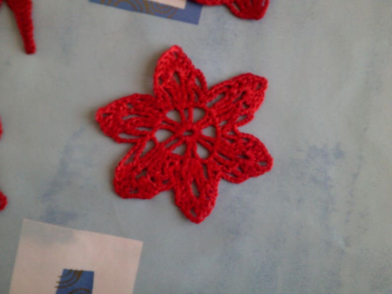 Set of four crochet Christmas stars image 4