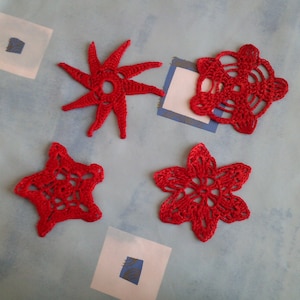 Set of four crochet Christmas stars image 1