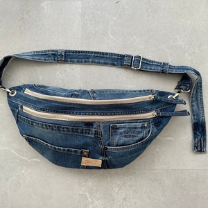 Geüpcyclede denim crossbodytas - Het originele ontwerp - Groot formaat
