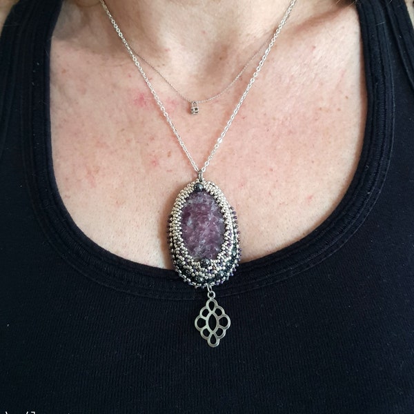 Lepidolite pendant necklace embroidered with Miyuki beads and hematite on silver-plated brass chain and stainless steel