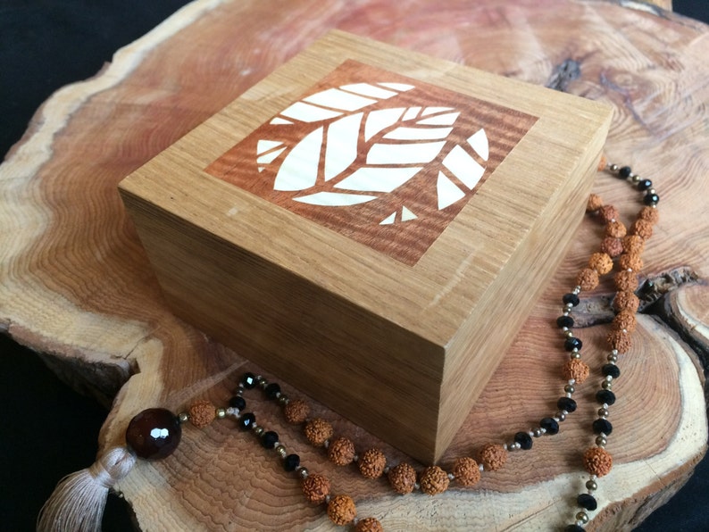 Wooden Jewellery Storage Box Small keepsake box Small Wooden Trinket Box Trinket box with Contemporary leaf design