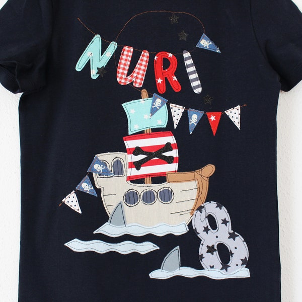 Geburtstagsshirt,Geburtstagsshirt Kinder,PIRATENSCHIFF,Piratenshirt,Kindershirt,Shirt mit Piratenschiff,farbkleckskerstin