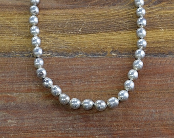 Vintage Taxco Sterling Silver Bead Necklace *