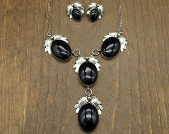 Conjunto vintage de collar y pendientes de plata de ley con ónix*