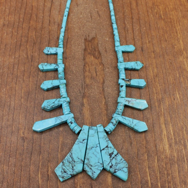 Turquoise Santo Domingo (Kewa) Necklace from New Mexico