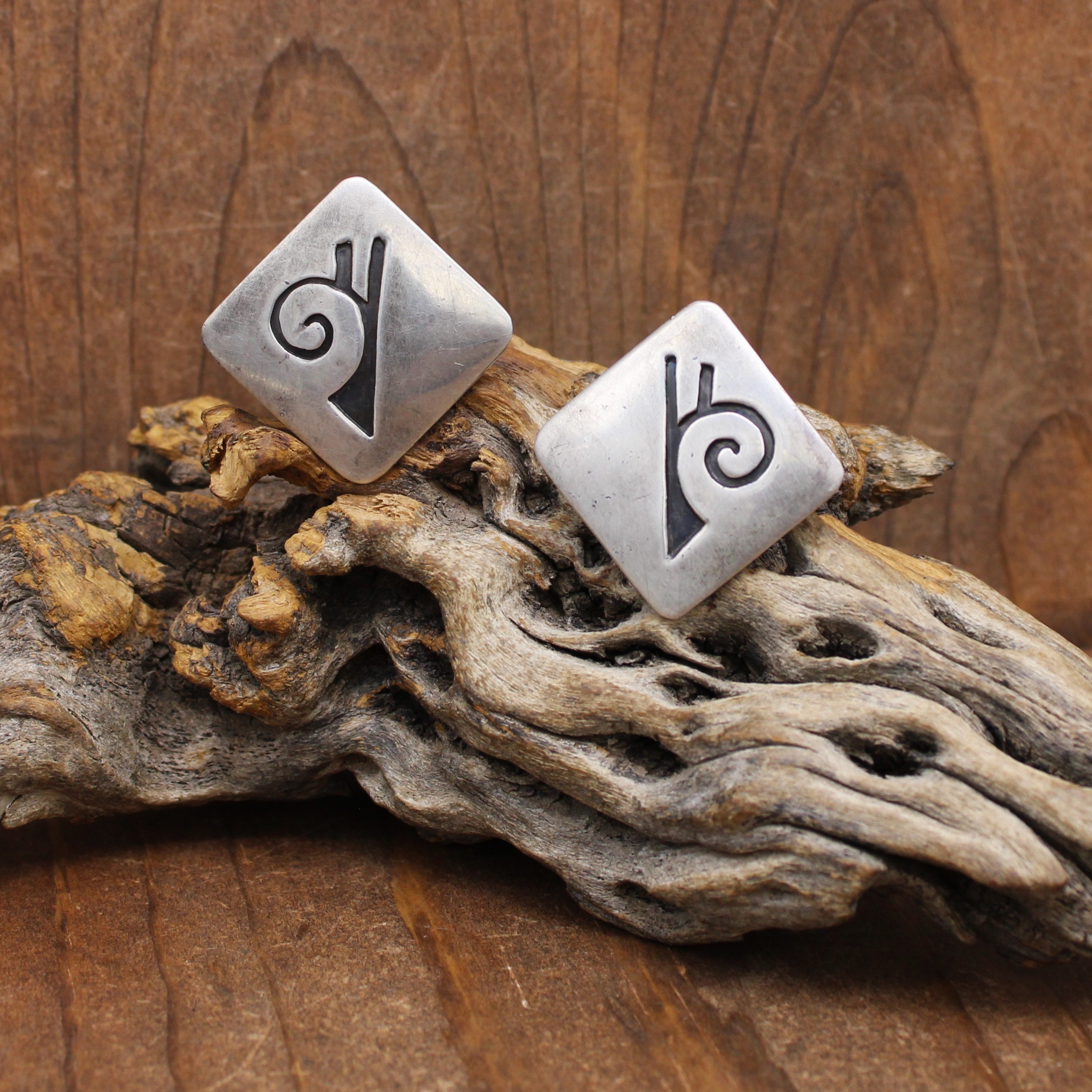 Peterson Johnson - Etsy