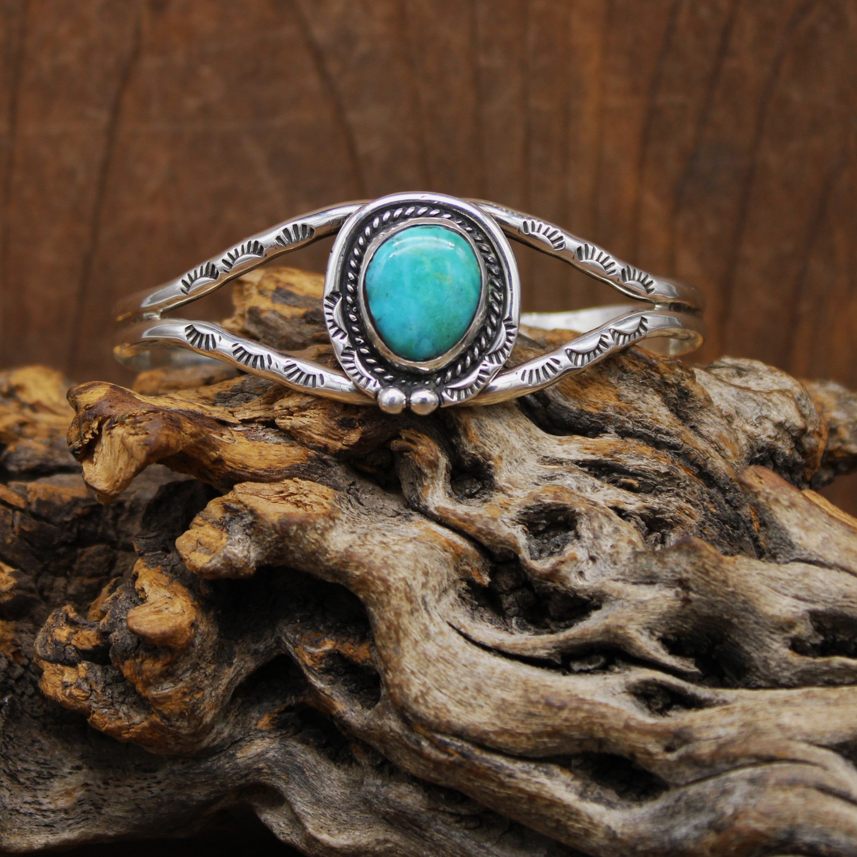 Important Vintage Navajo Blue Warrior Turquoise Sterling Native American Jewelry Silver Ring- Ben Begaye Important Vintage Navajo Blue Warrior Turquoise Sterling Native American Jewelry Silver Ring- Ben Begaye