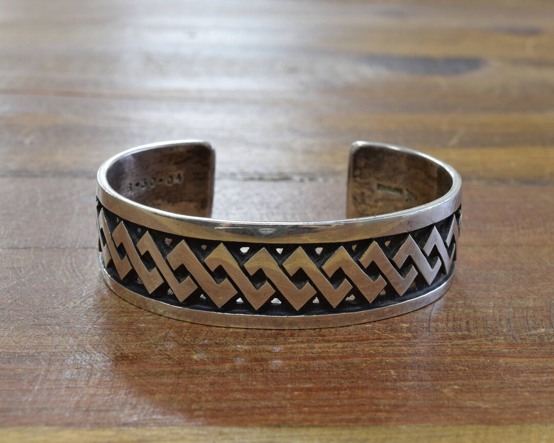 【Hopi】【Ferron Joseysva】【ブレスレット】 Vintage Sterling Silver Hopi Ferron Joseyesva Cuff Bracelet * - Etsy