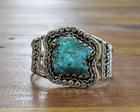 LYNCH SILVERSMITH“TURQUOISE SCALE CUFFS” LYNCH SILVERSMITH