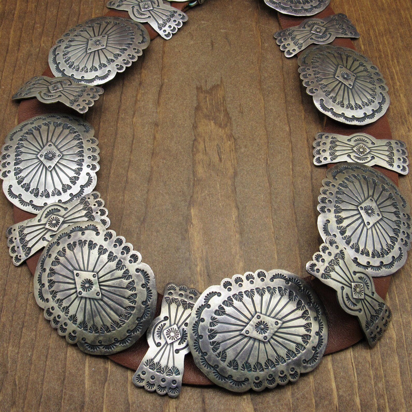 Ladies Silver Etched Concho Belt