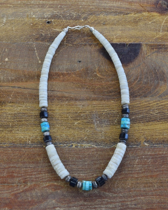 Vintage Heishe Style Beaded Necklace - image 1