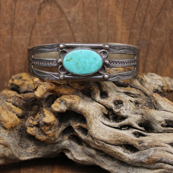 Vintage Sterling Silver and Oval Turquoise Cuff B… - image 1