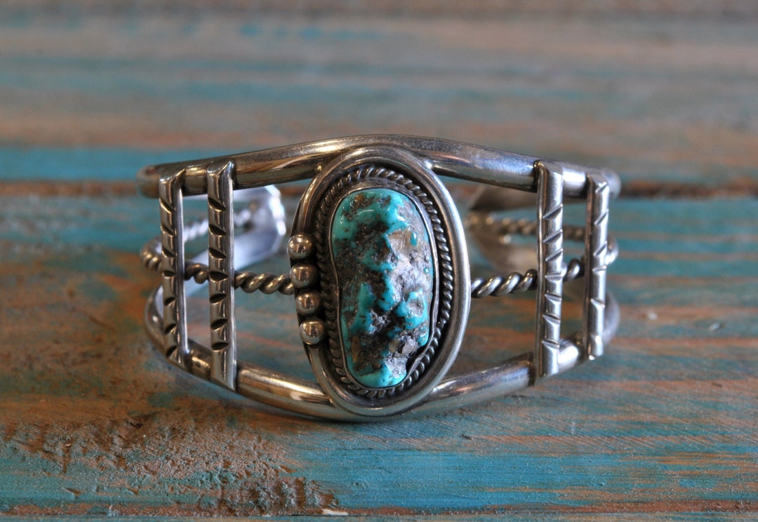 Vintage Navajo Sterling Silver and Turquoise Cuff Bracelet * - Etsy