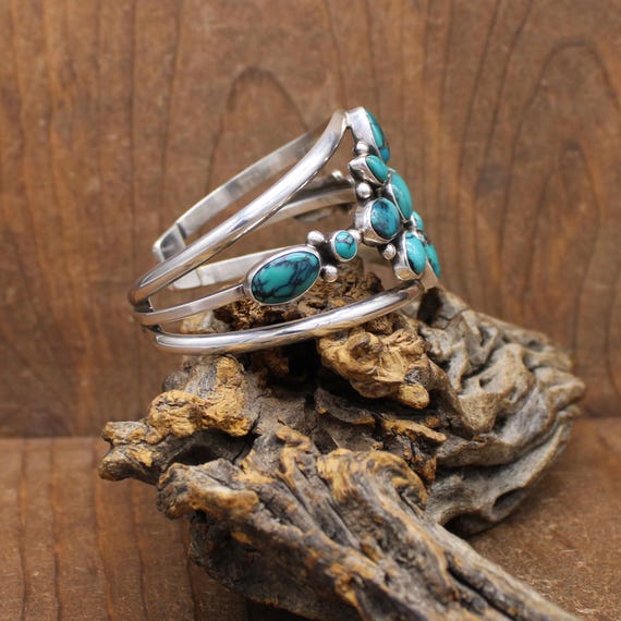 Native ダブルリング #23 純銀 Hand Made Sterling Silver Turquoise Floral Design Cuff Bracelet by Navajo