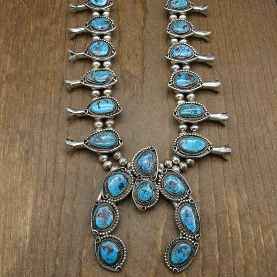 Very Unique Vintage Navajo Green Turquoise pine Cone Native American Jewelry Silver Necklace Very Unique Vintage Navajo Green Turquoise pine Cone Native American Jewelry Silver Necklace