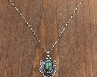 Sterling Silver Green Turquoise Pendant on Cable Chain Necklace *