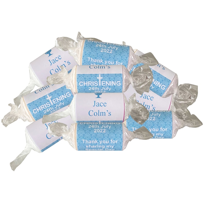 Mini cadeaux de baptême personnalisés coeur d'amour disponibles en bleu rose gris image 3