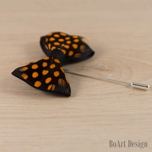Feder Revers Pin/Fasan inspiriert Revers Stift / Schwarz/Orange Bowtie Revers Pin/Revers Pin/Revers Blume/Herren Revers Blume/Hochzeit Zubehör