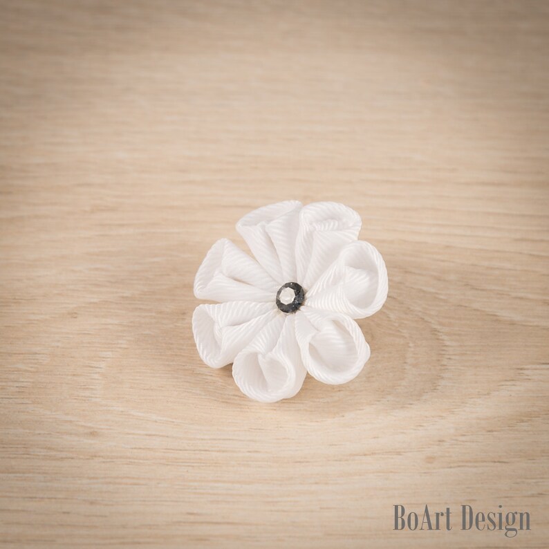 Lapel Pin/white Flower Lapel Pin With Swarovski Silver Night Crystal