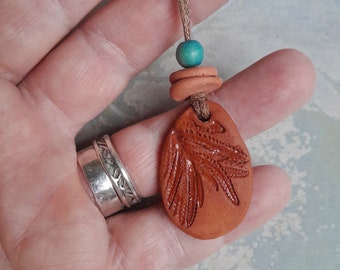 Raw pendant, diffuser pendant, leaf pendant, leaf necklace