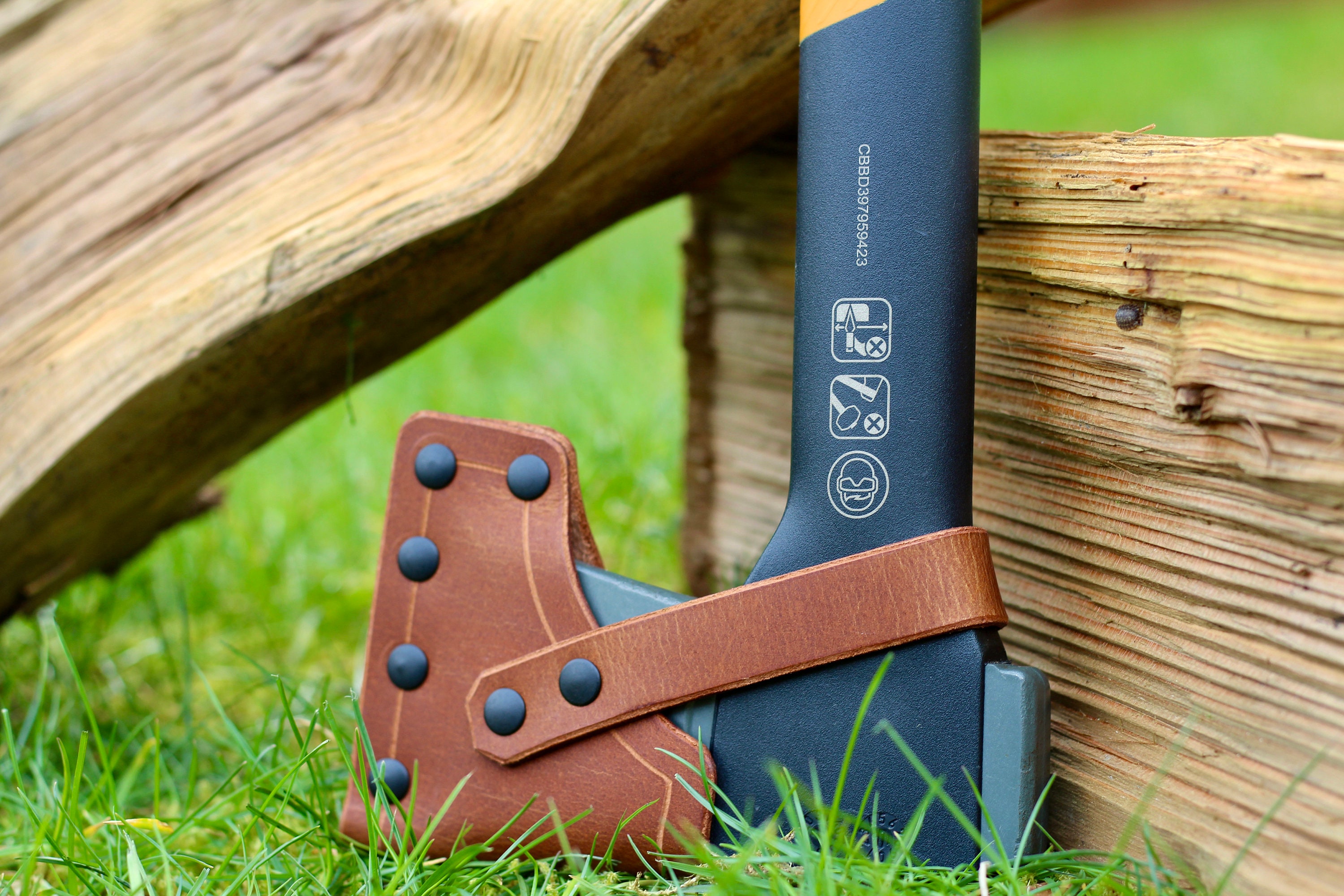 Leather Sheath for Fiskars XSeries, Maul and Norden Axes (X5, X7, X10