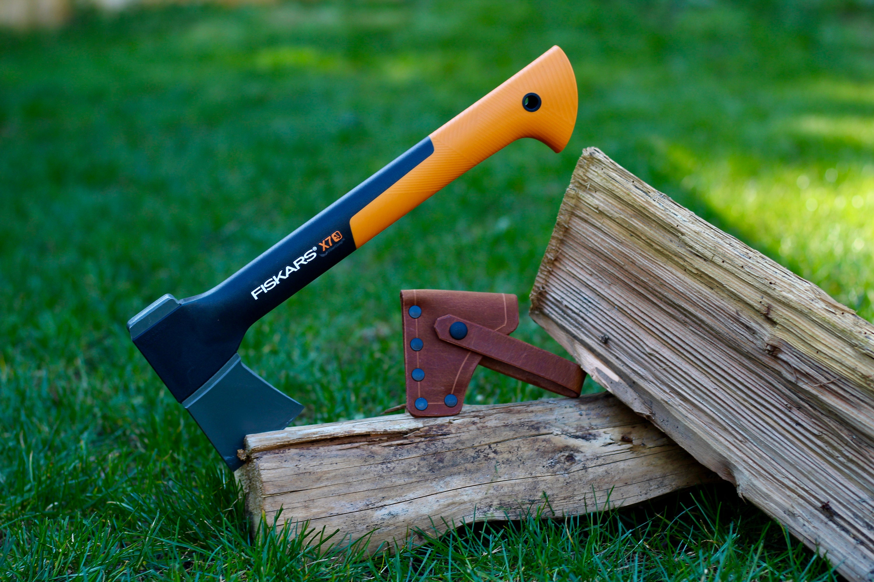 Leather Sheath for Fiskars XSeries, Maul and Norden Axes (X5, X7, X10