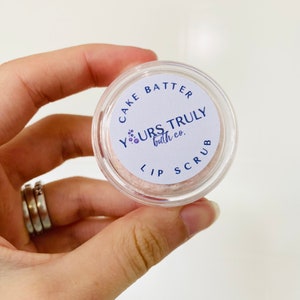 Cake Batter Lip Scrub - Sugar Lip Scrub - Cake Lip Scrub - Exfoliating Lip Balm - Lip Exfoliant - Dry Lips - Dark Lips - Birthday Cake Scent