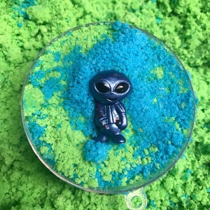 Alien Bath Bomb - Toy Inside! - Bath Bomb for Kids - Bath Bomb Surprise