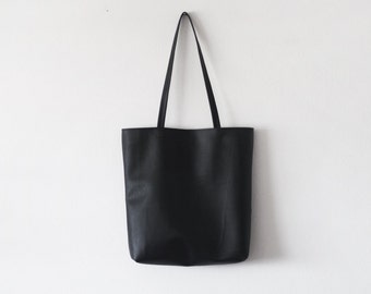 simple black leather bag
