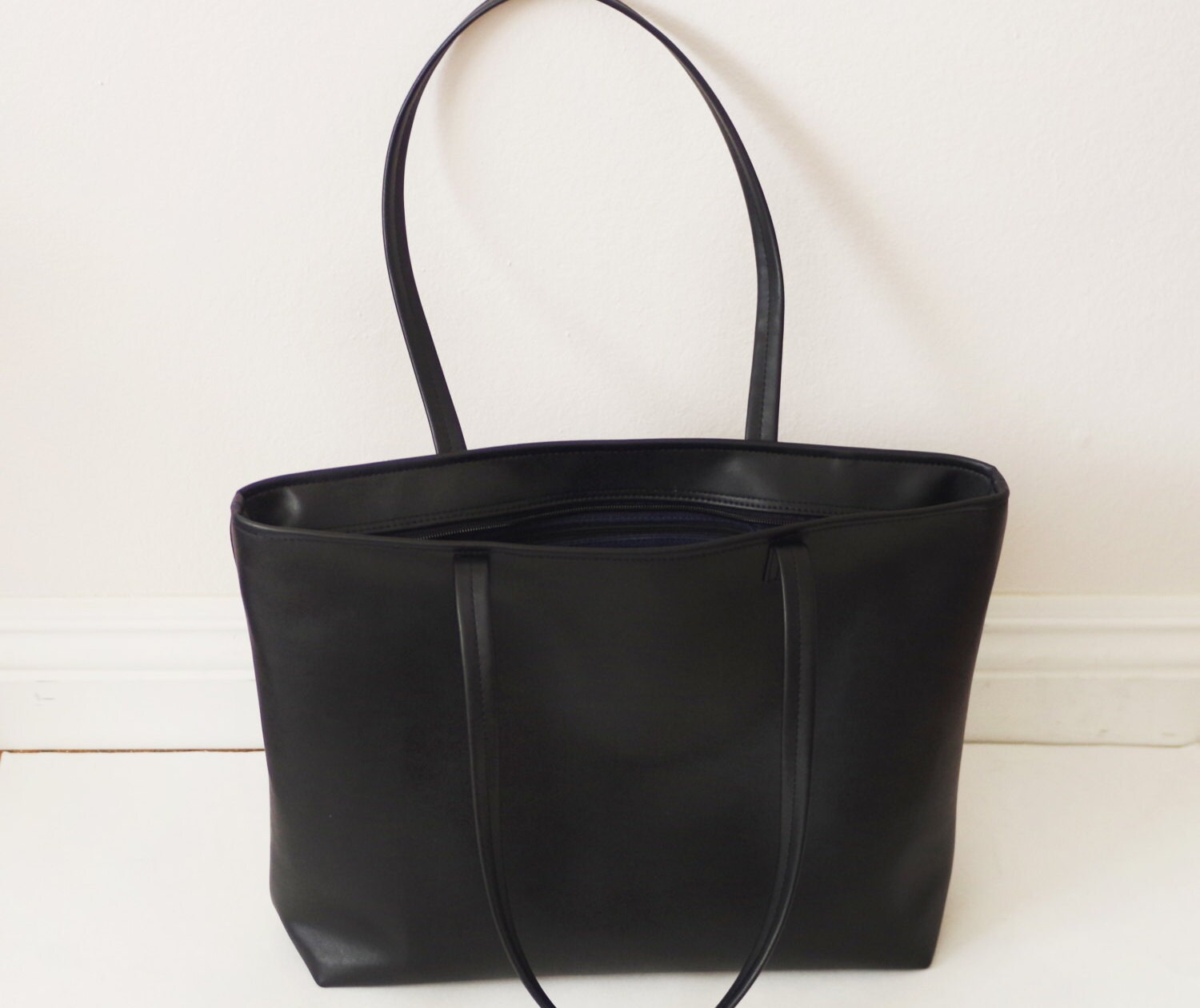 Black Leather Tote Bag With Zipper Etsy