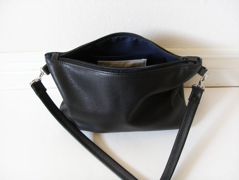 Simple black leather crossbody bag with zipper image 2