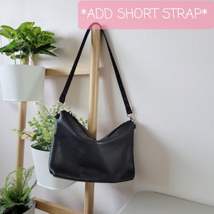 Simple black leather crossbody bag with zipper image 7